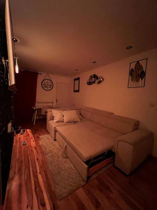 Appartement Convivial Pour Sejourner Le Kremlin-Bicêtre Kültér fotó