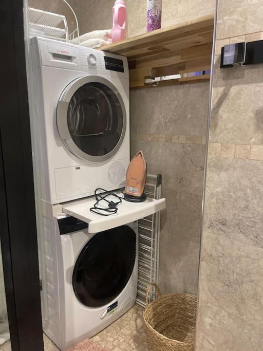 Appartement Convivial Pour Sejourner Le Kremlin-Bicêtre Kültér fotó